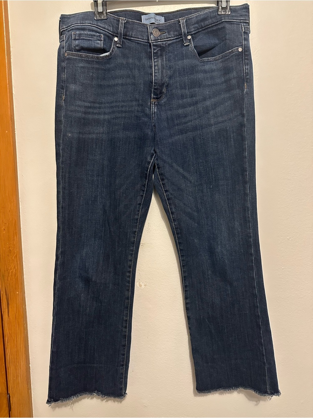 BANANA REPUBLIC Women's 30 Blue Mid Rise Crop Flare Raw  Jeans